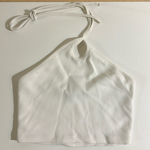 ZARA Tied Crop Top - Picture 2 of 3